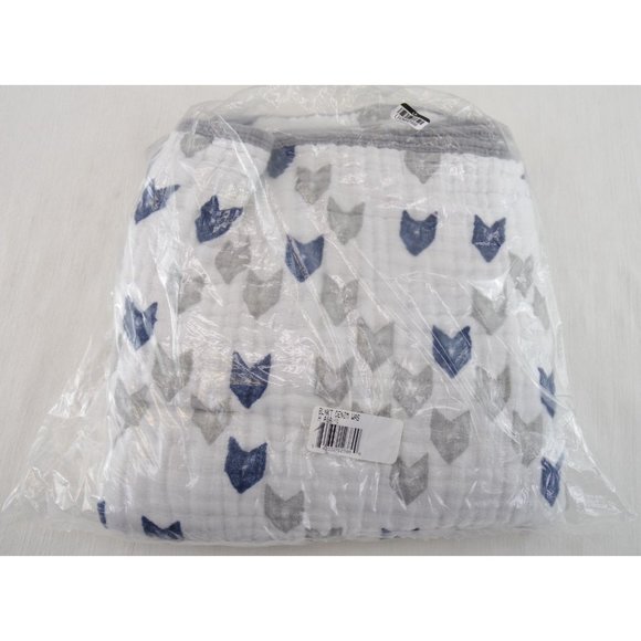 'Aden + Anais' Essential Cotton Muslin Blanket | Chevron, 44"x44" - Picture 2 of 3